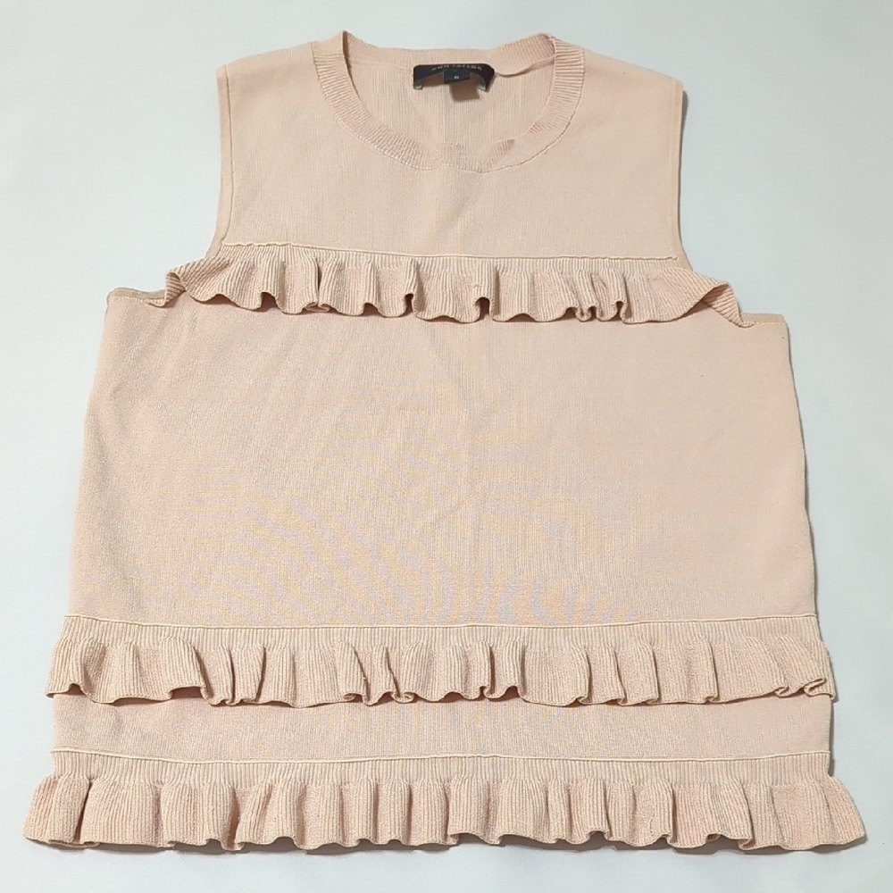 Ann Taylor Ruffles Soft Blush Knit Top Women's Small Sleeveless Cream Soft Pink